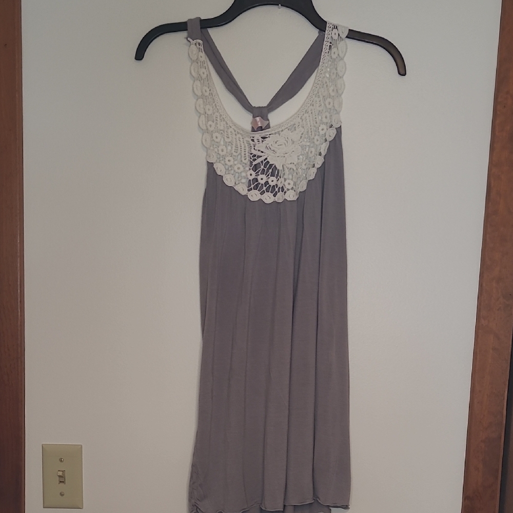 Secret Possessions Gray & Lace Racer Back Tank Top SZ L